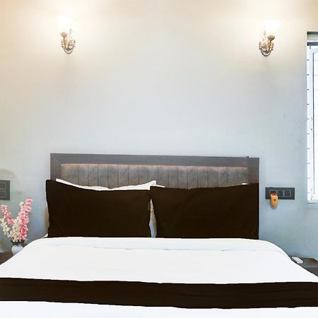 Hotel O The Highstreet Hometel Pune Exterior photo