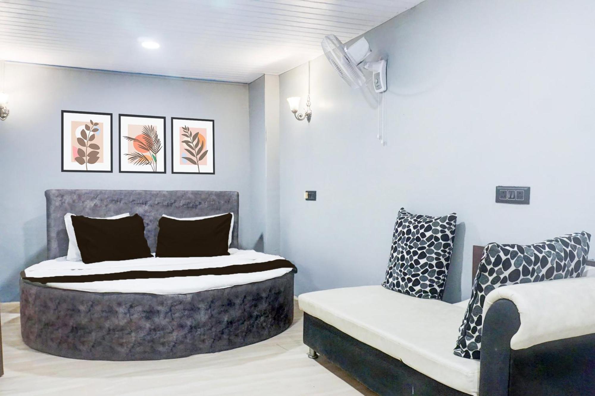 Hotel O The Highstreet Hometel Pune Exterior photo